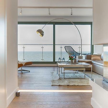 Superior Cliff Apartment อุสตรอเนียมอร์สเกีย ภายนอก รูปภาพ