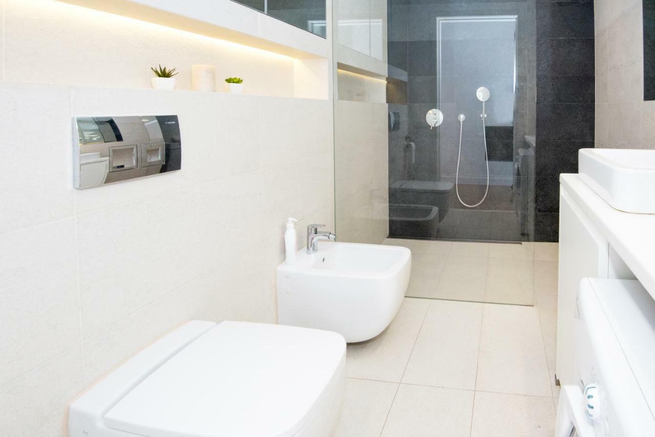 Superior Cliff Apartment อุสตรอเนียมอร์สเกีย ภายนอก รูปภาพ