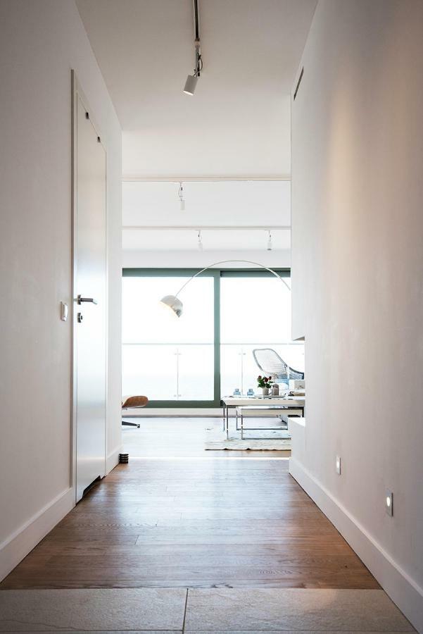 Superior Cliff Apartment อุสตรอเนียมอร์สเกีย ภายนอก รูปภาพ
